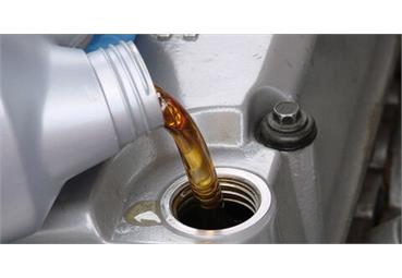 انواع روغن صنعتی: راهنمای جامع برای انتخاب و استفاده